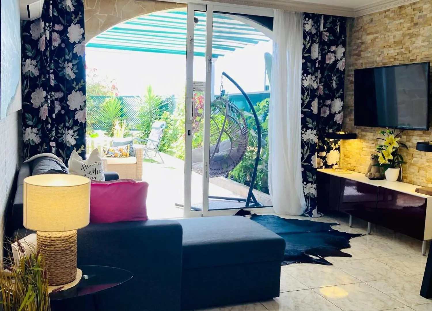 Beachfront Private Apartment In Pueblo Torviscas Sunset Harbour Costa Adeje  0*, Costa Adeje (Tenerife)